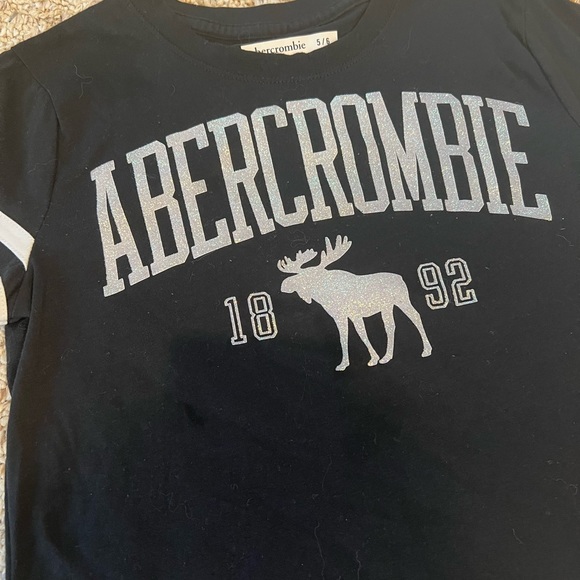 3 Abercrombie & Fitch kids tops - Picture 6 of 16